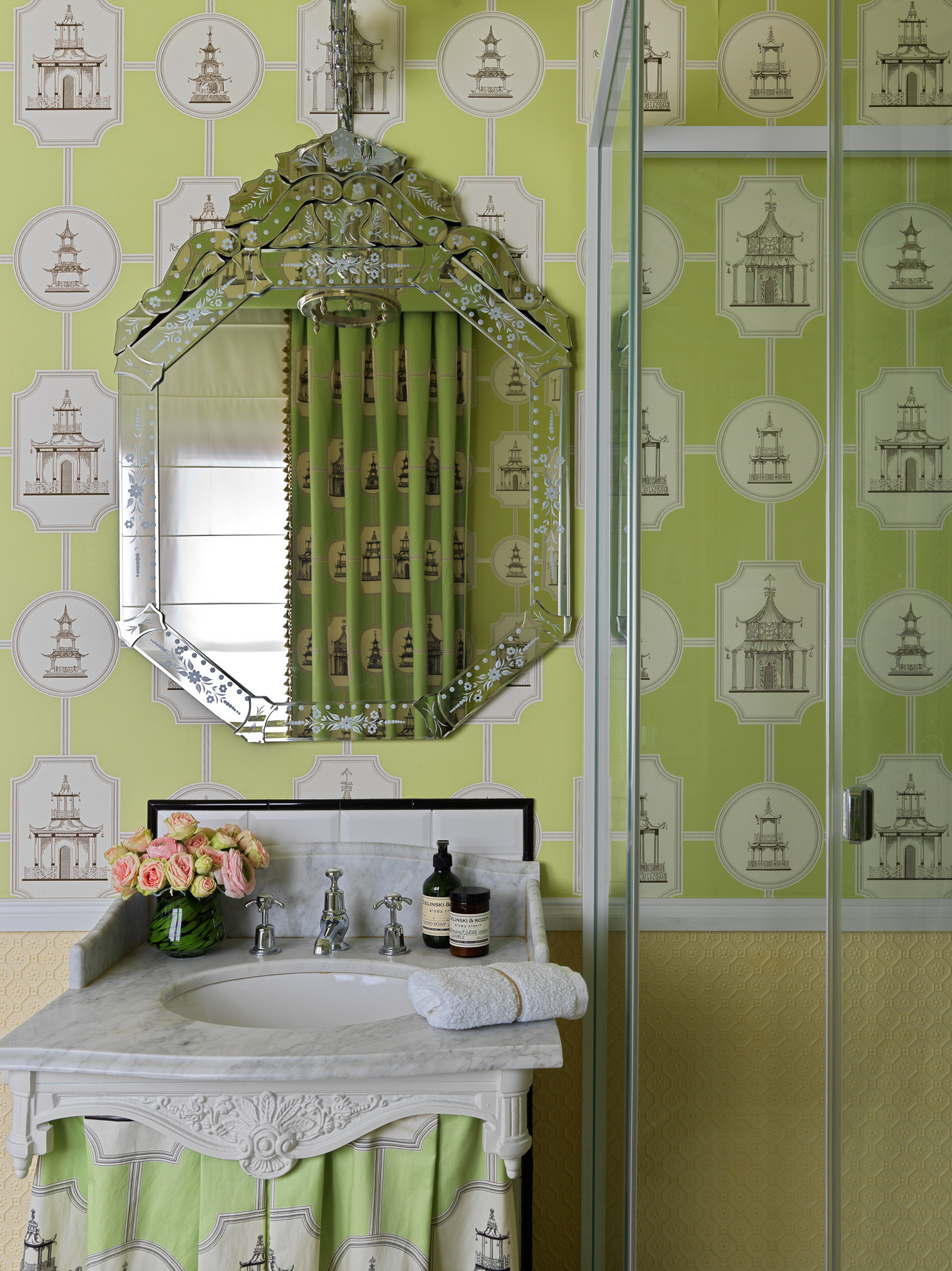 Houzz тур: Дача на Волге, увеличенная в два раза