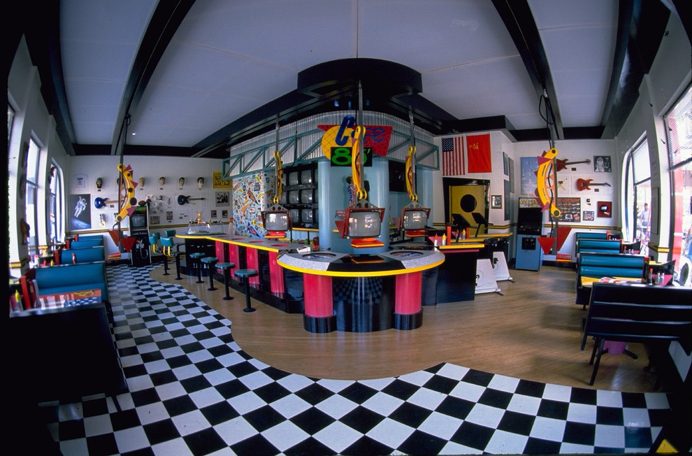 Вперед в будущее: Что понимали под футуризмом в 1989-м и 2015-м