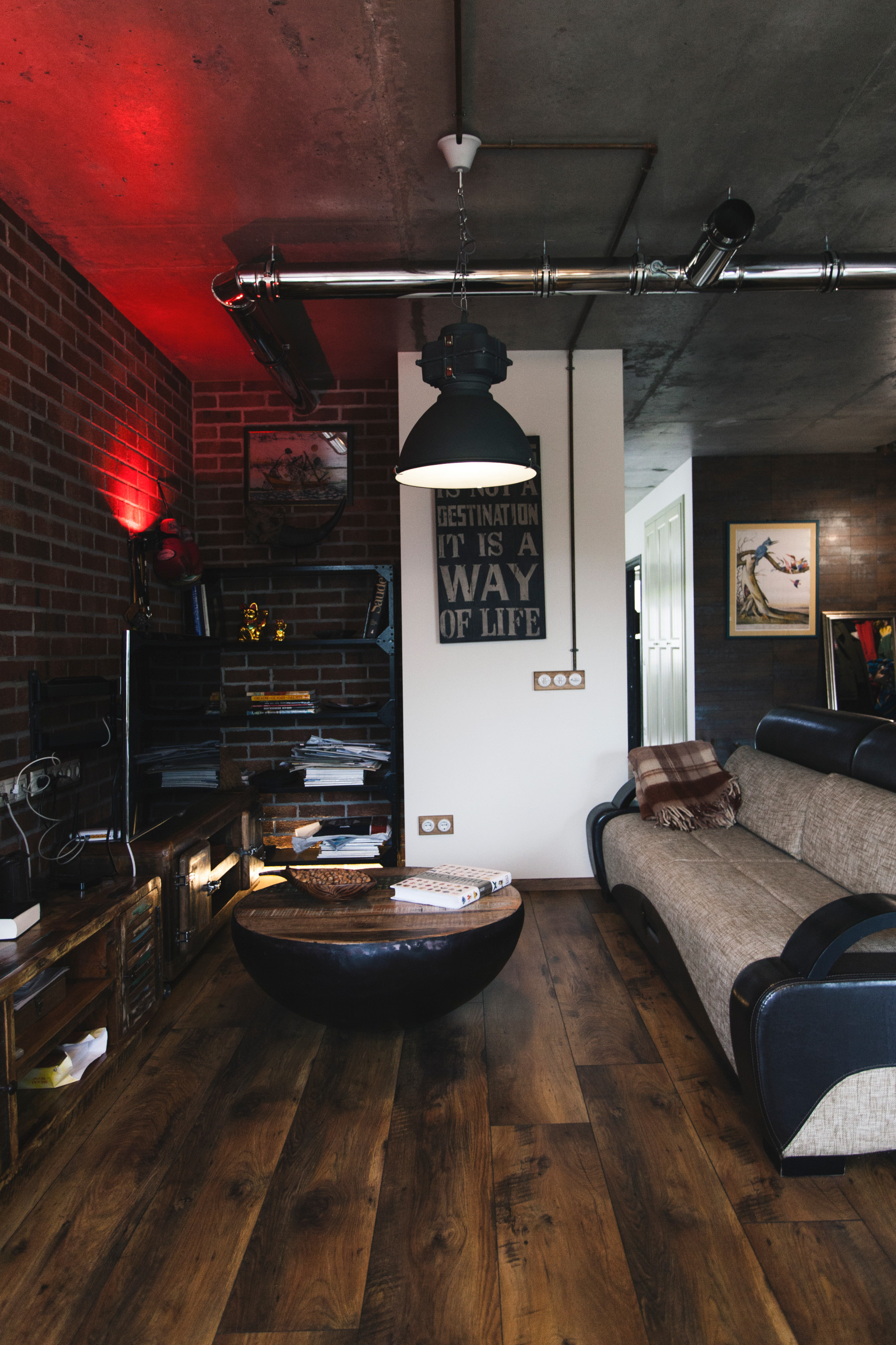 В гостях: Холостяцкий лофт в Звенигороде — личный дизайнерский опыт