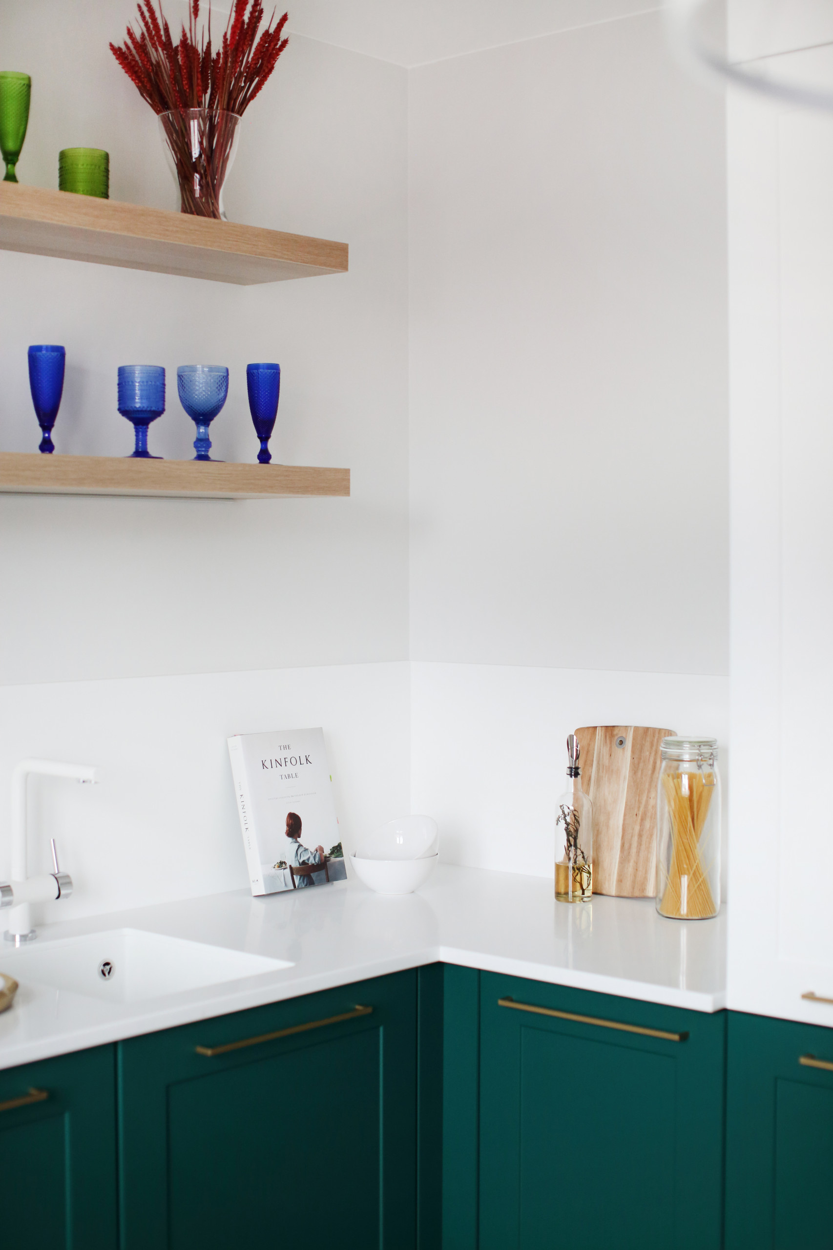 Houzz тур: Минималистичная квартира в духе парижских интерьеров