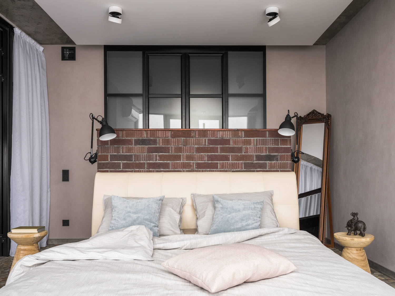 В гостях: Лофт для холостяка... который женился во время ремонта