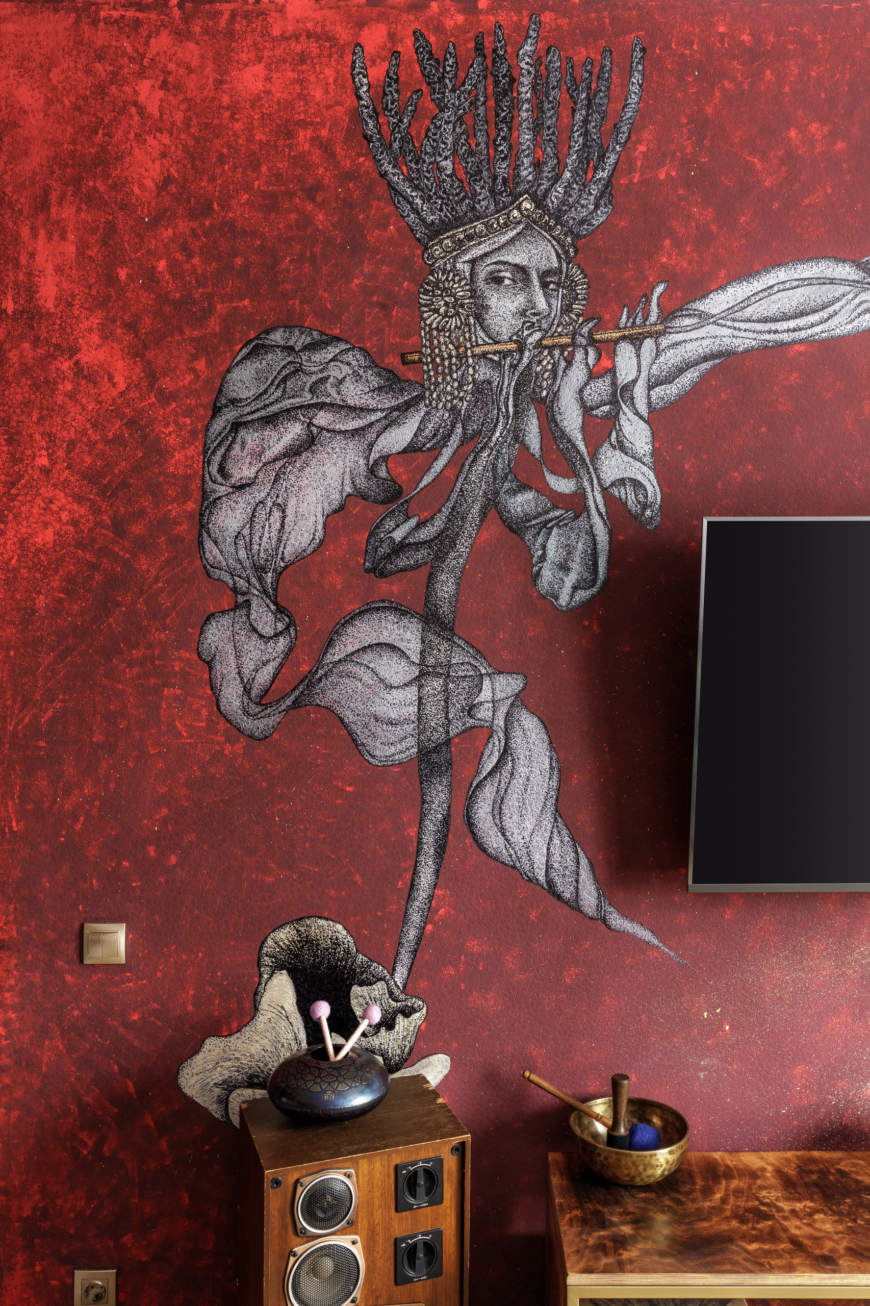 В гостях: «Нарисованный» дом или четыре стихии одного интерьера