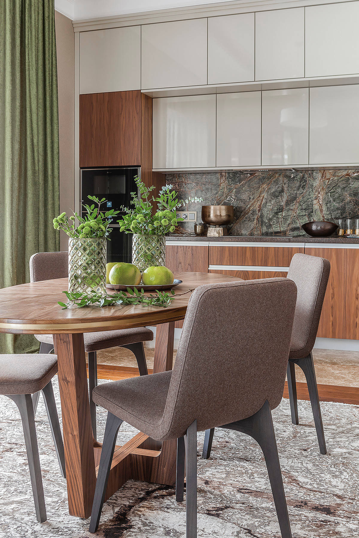 Houzz тур: Роскошная простота на берегу Москвы-реки