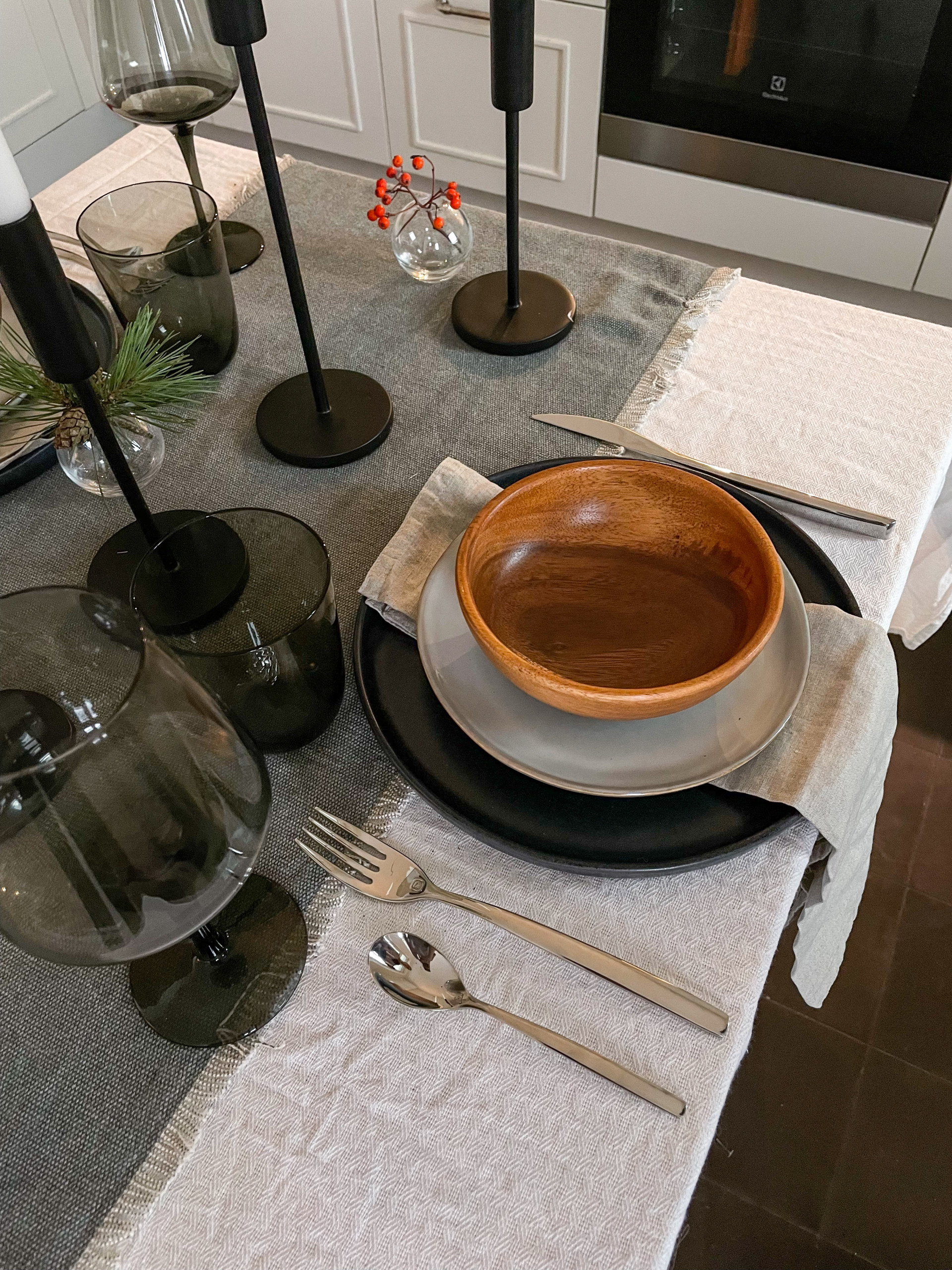 Делай, как дизайнер: Как украшать ёлку и дом к Новому году