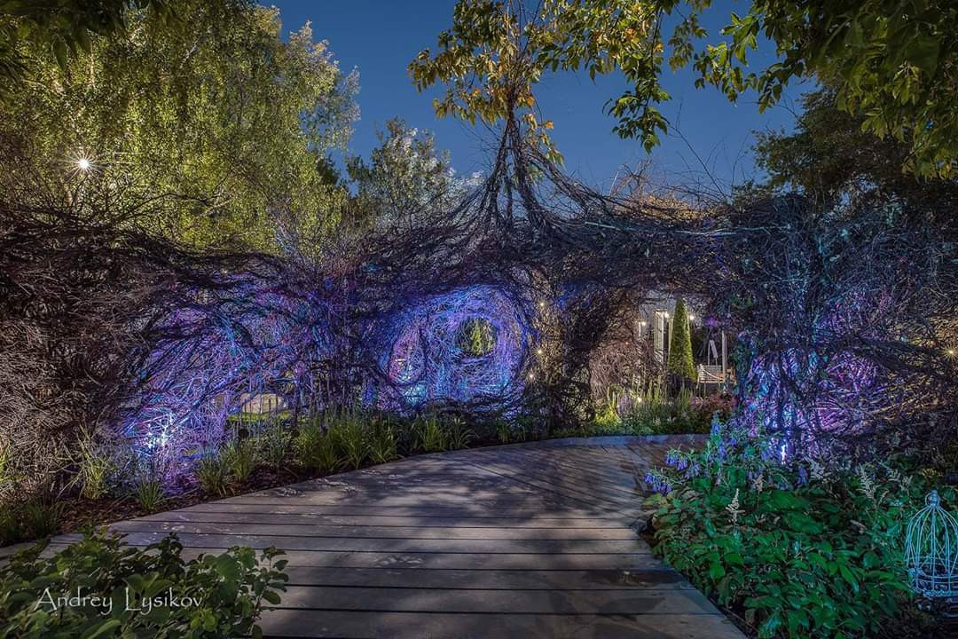 Проект недели: Сад «Декорации Метерлинка» на выставке в Москве