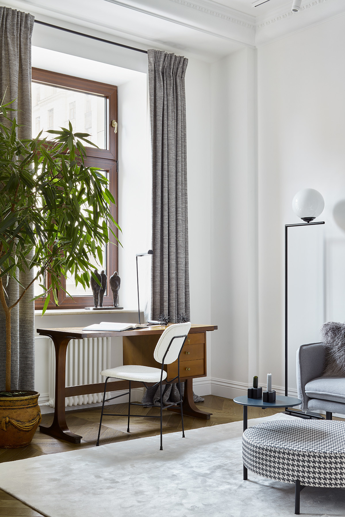 Houzz тур: Квартира в легендарной высотке гостиницы «Украина»