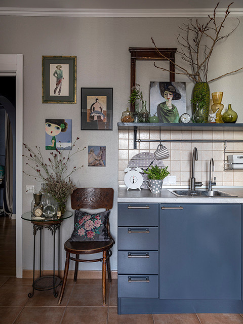 Houzz тур: Эклектичный интерьер с коллекцией будильников