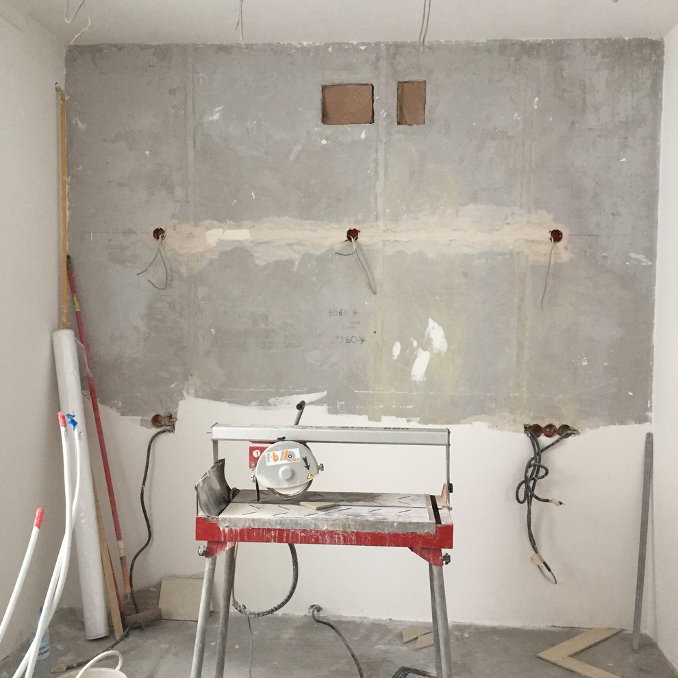 Вопрос: Как выбрать укладчика плитки