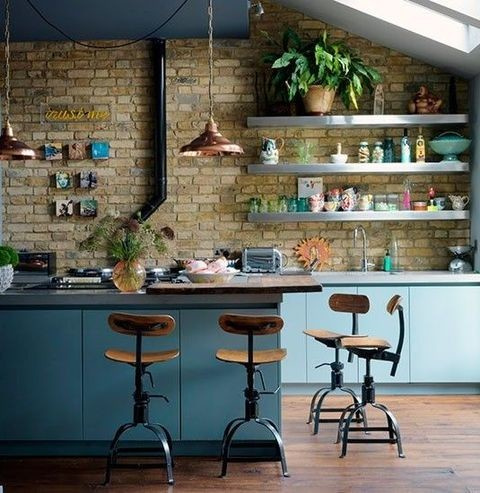 Так можно: Кухня без верхних шкафов