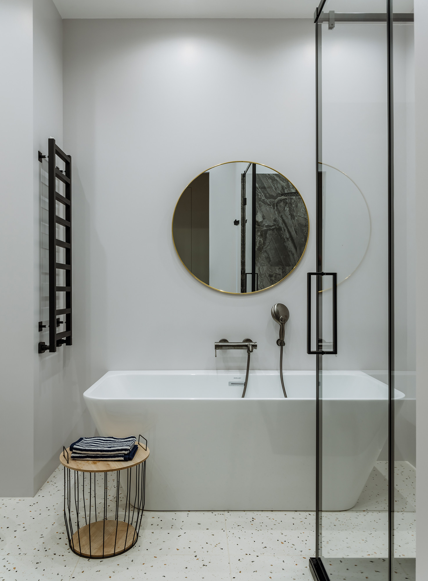 Houzz тур: Квартира с «настоящим» терраццо