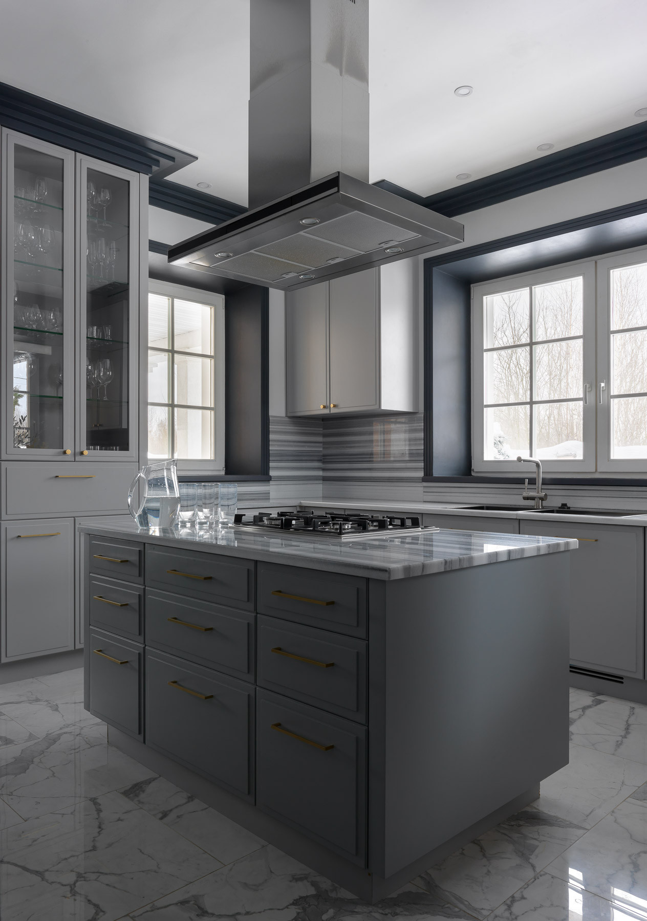 Есть решение: 8 вариантов дизайна кухни 15 кв.м