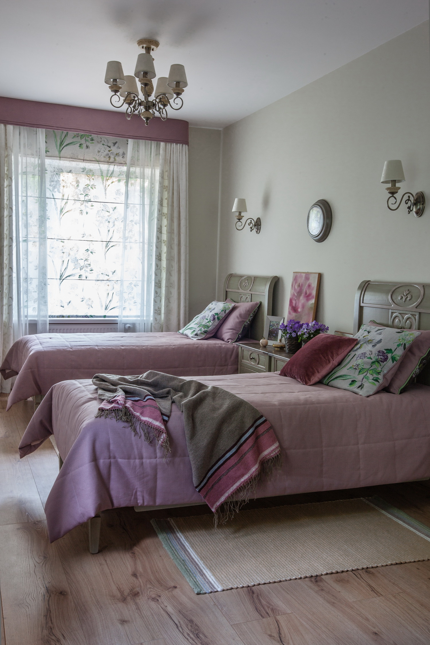 Houzz тур: Кантри и романтика в доме для четырех поколений