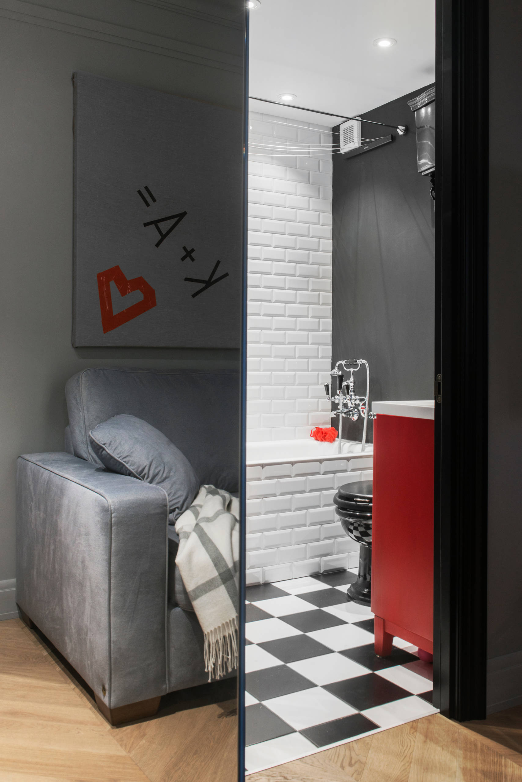 Houzz тур: Маленькая квартира под стенами Новодевичьего монастыря