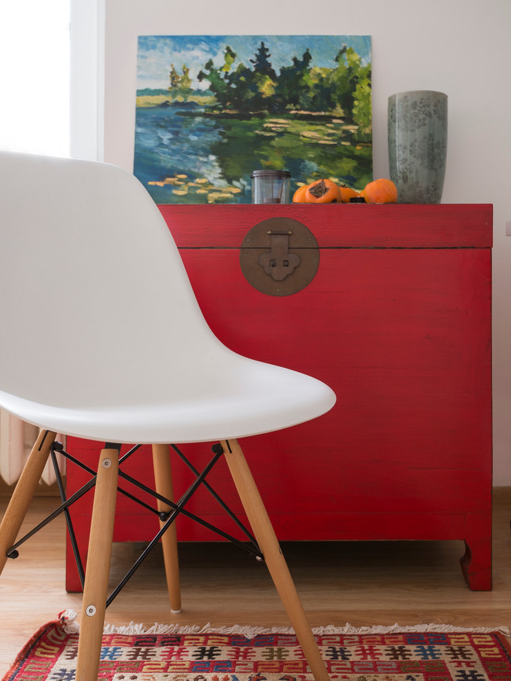 В гостях: Две комнаты и два кабинета в квартире площадью 31 кв.м