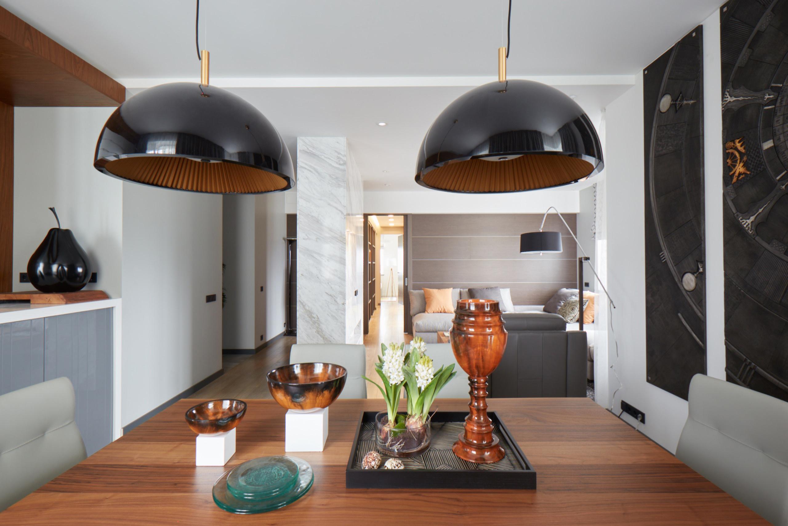 Houzz тур: Семейная квартира, где замирает ход времени