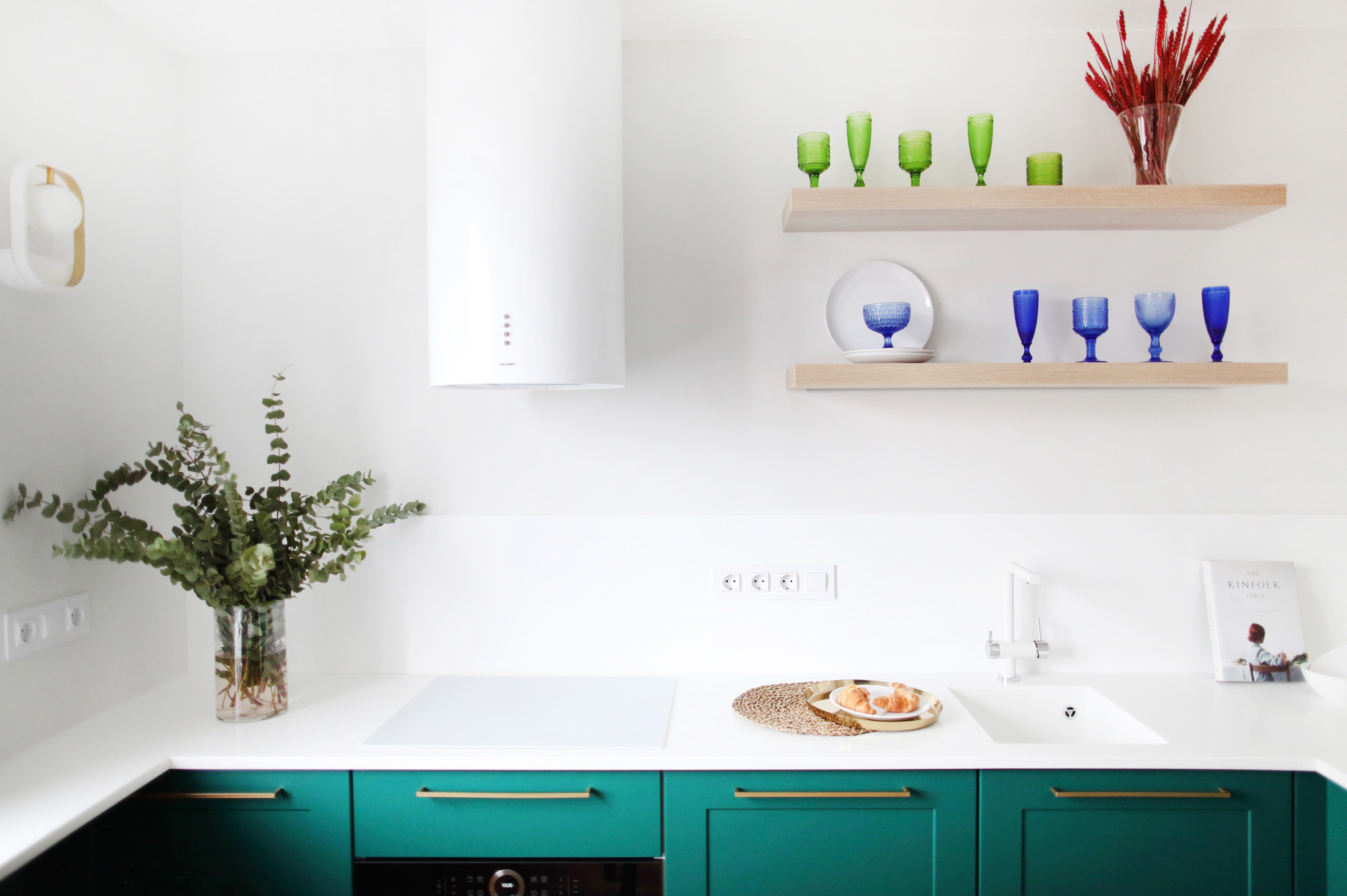 Houzz тур: Минималистичная квартира в духе парижских интерьеров