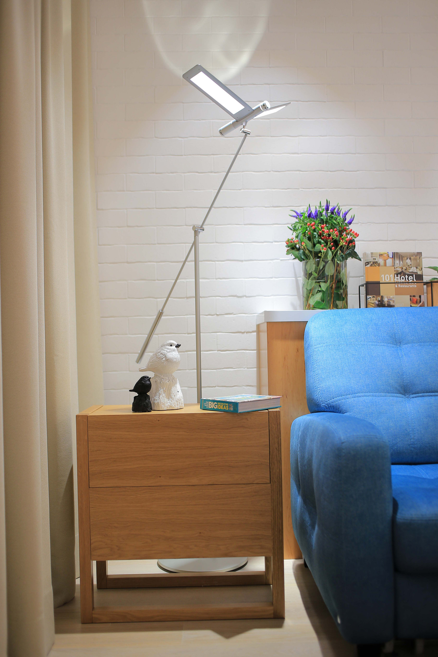 Houzz тур: Крошечная квартира с супрематическими акцентами