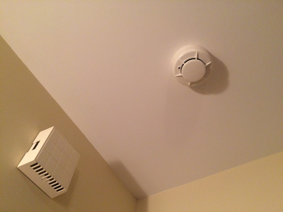 Вопрос: Как сделать квартиру безопасной для пожилых