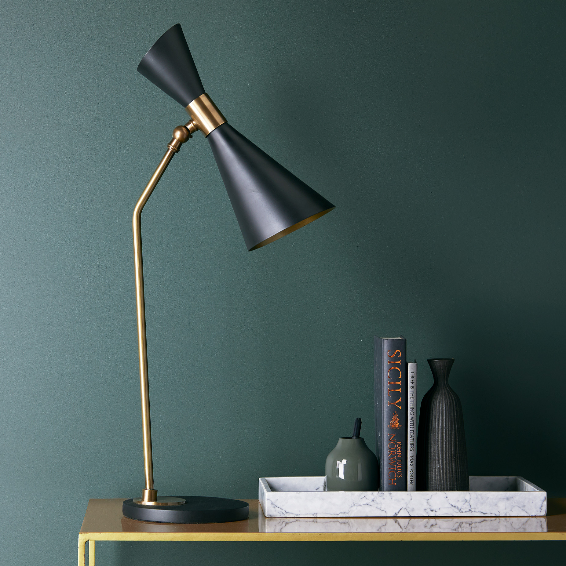 Просто фото: 16 цветовых схем с «датским голубым»