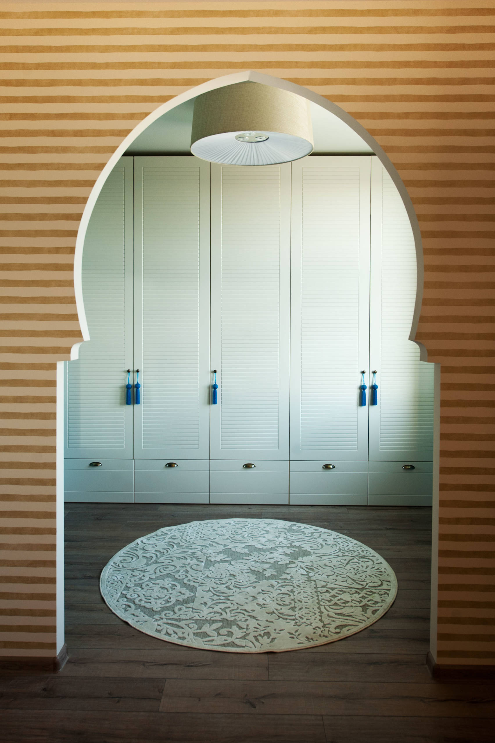 Houzz тур: Маленькая квартира — 43 кв.м цвета шафрана