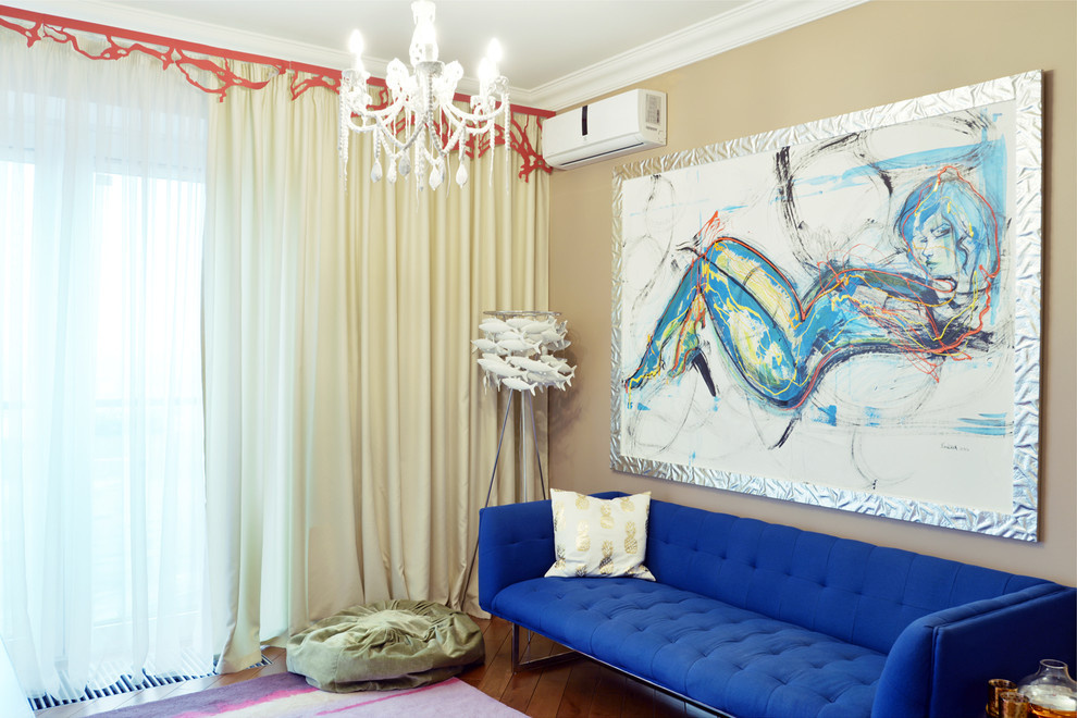 В гостях: Европейское искусство и колор-блокинг на Дубровке