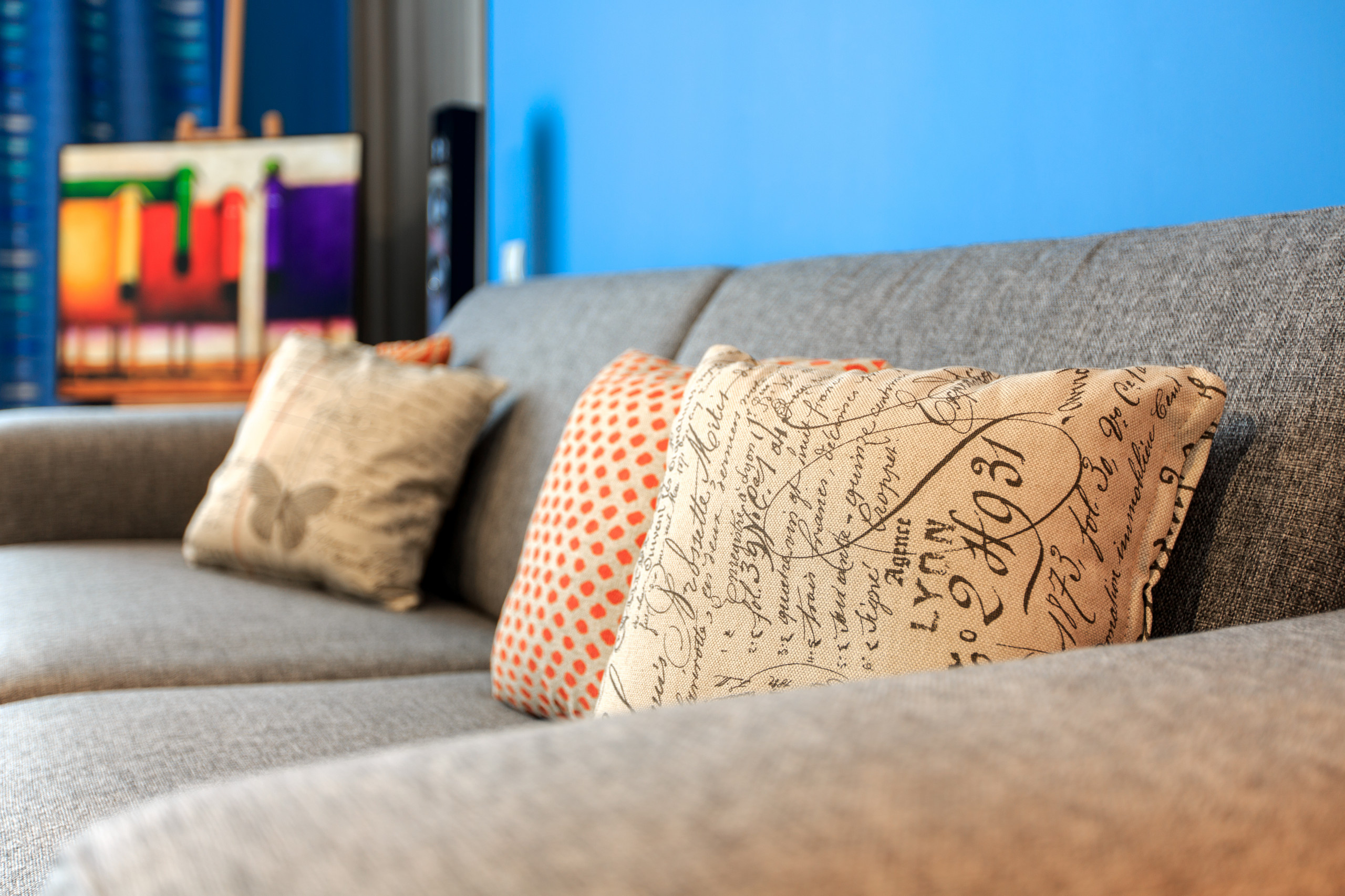 Houzz тур: Квартира в синих и оранжевых тонах в московской сталинке