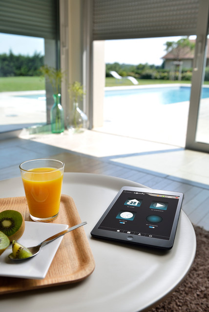 Умные розетки: Что нужно, чтобы они вас слушались