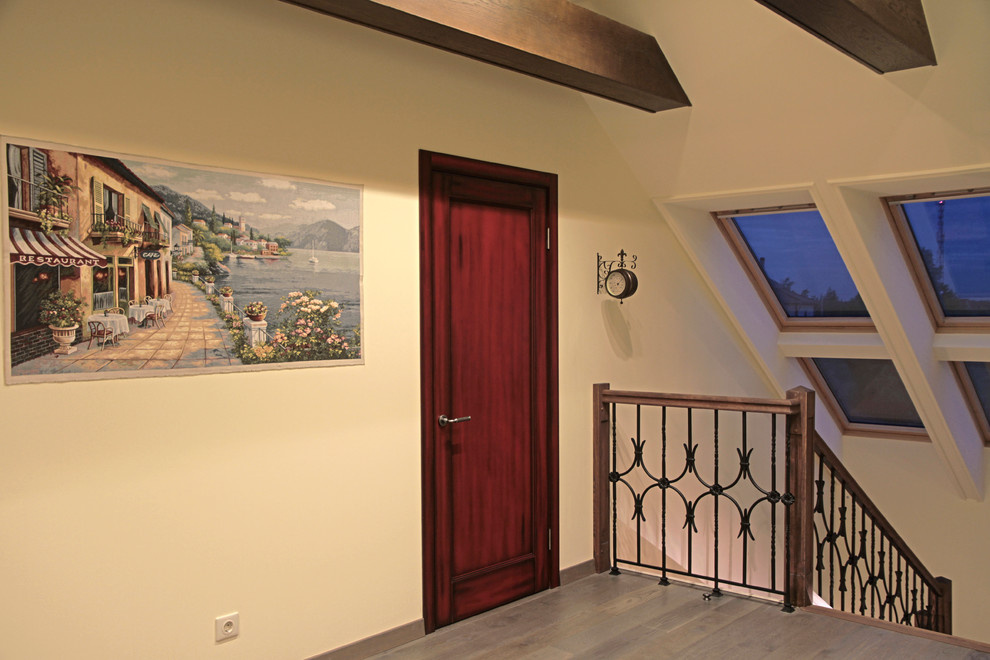 Houzz тур: Живописный дом у озера с качелями в холле