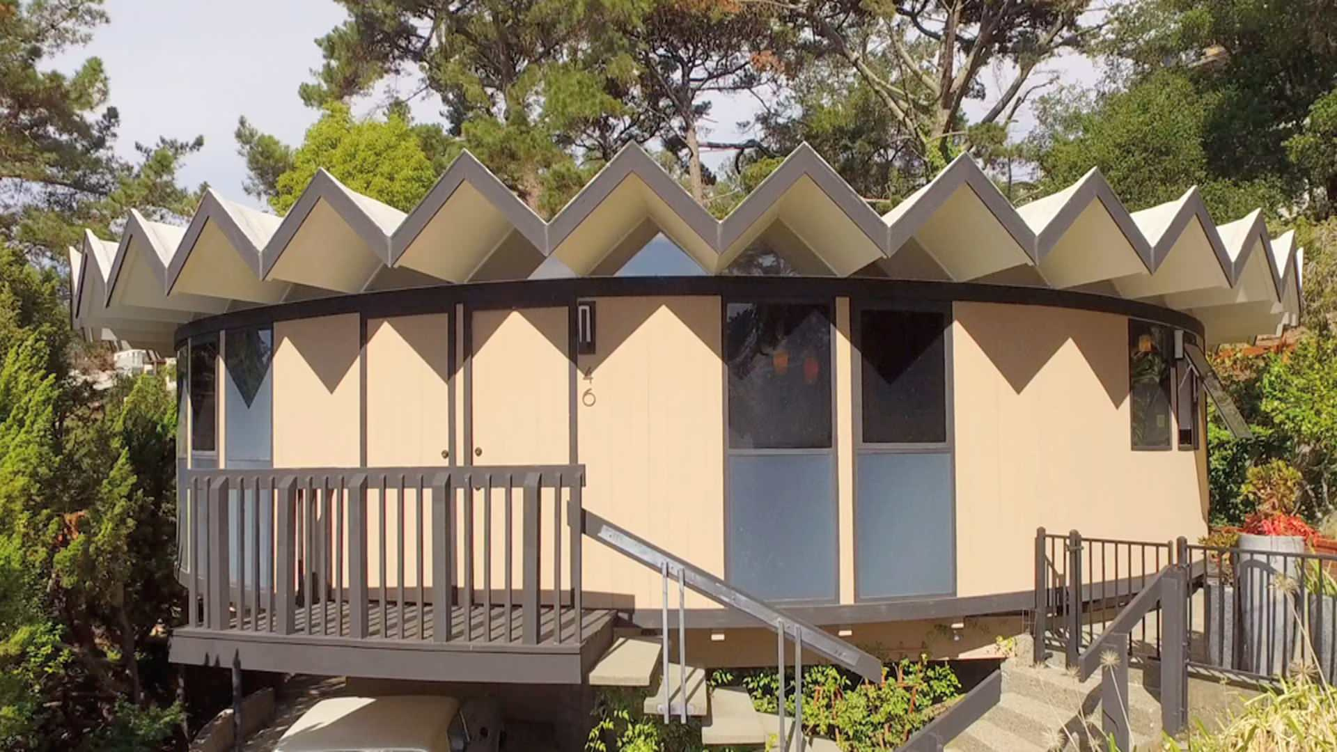 Жить в коконе: 10 проектов круглых домов из разных стран