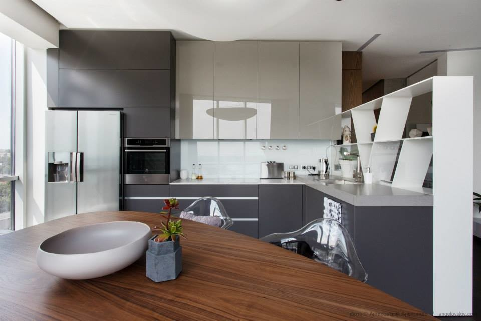 Houzz Украина: Минимализм и ломаные линии в квартире для двоих