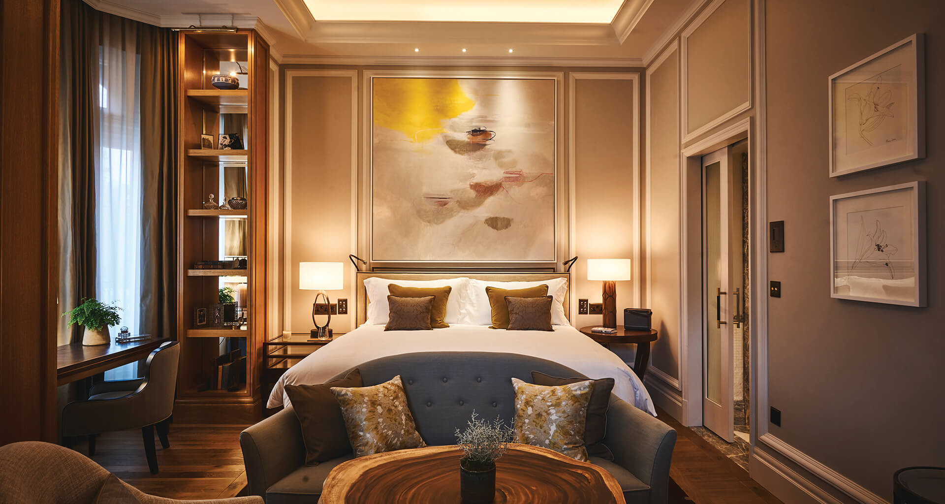 Подсмотрено в отеле: Живопись как центральная тема интерьера