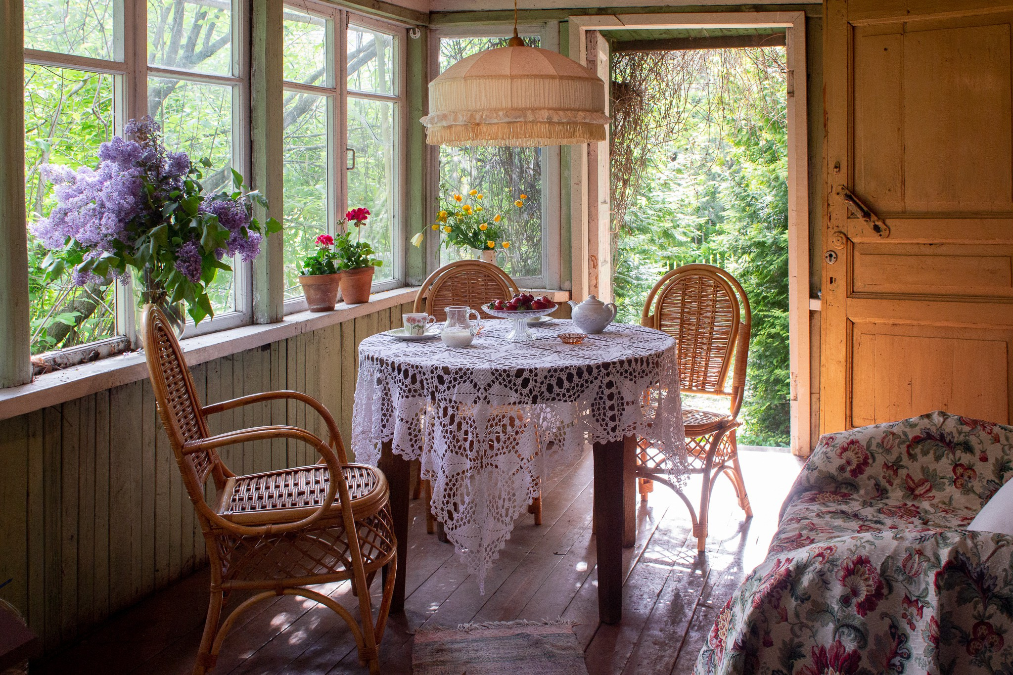 В гостях: Советская дача дизайнера Наташи Ломейко