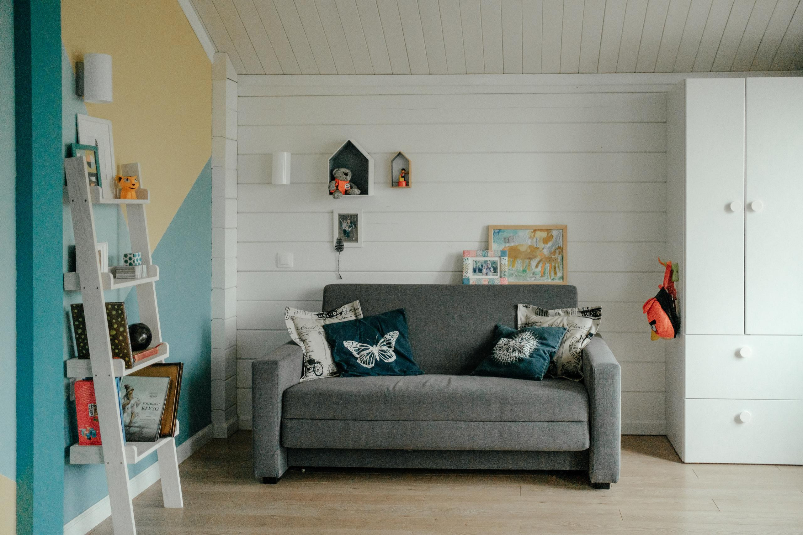 В гостях: Дача архитектора в сосновом лесу