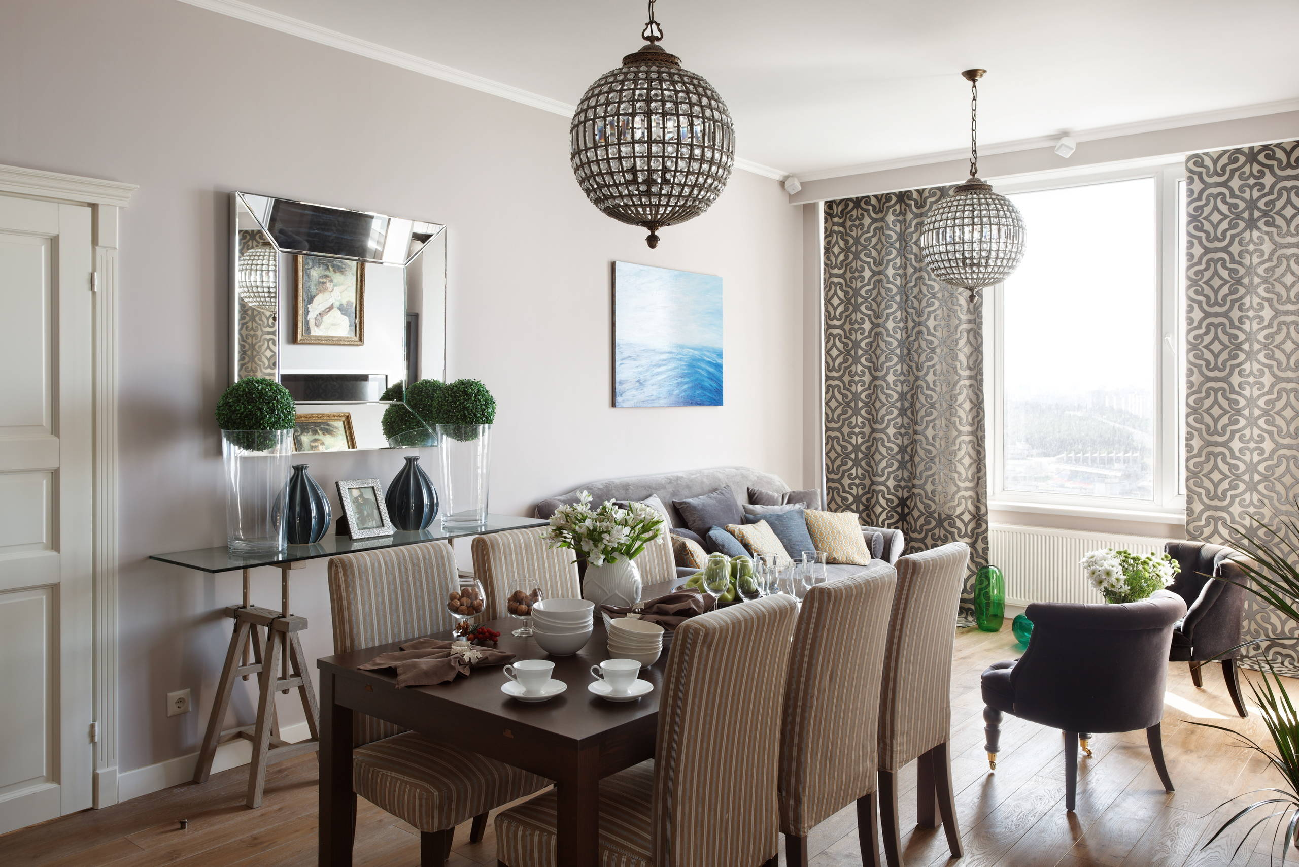 Houzz тур: Неоклассика для двоих на 27 этаже