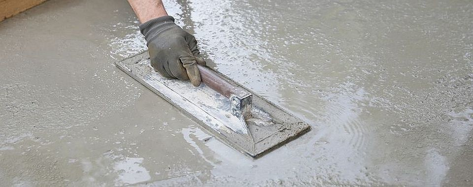 Виды стяжки: Какой способ выравнивания пола лучше