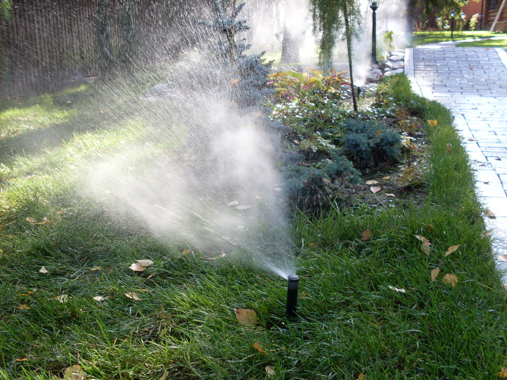 Вопрос: Как сделать автополив на участке