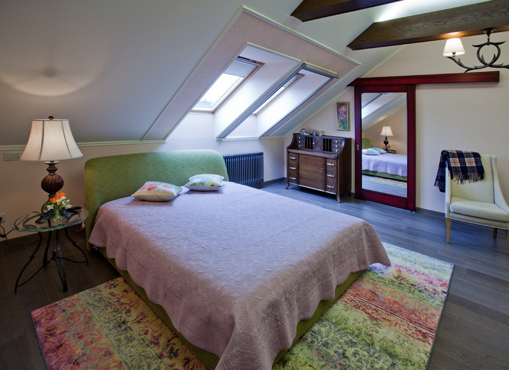 Houzz тур: Живописный дом у озера с качелями в холле