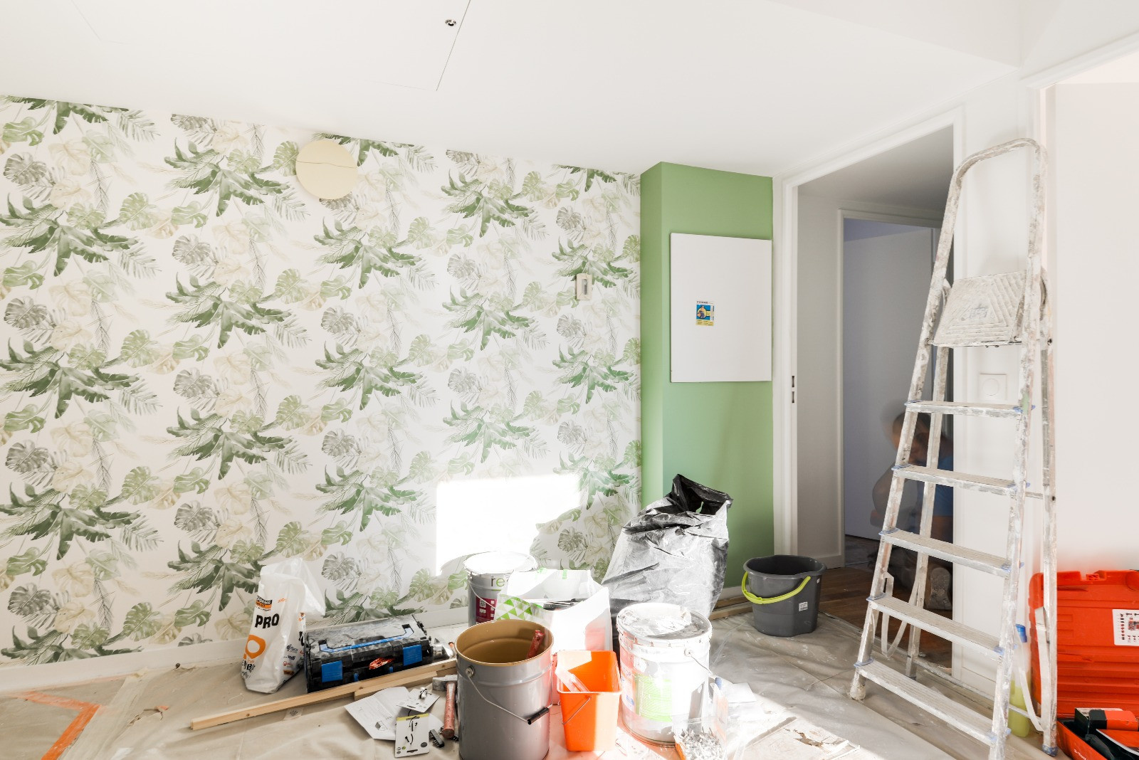 Как сэкономить: 50К+ рублей за счет правильного выбора обоев