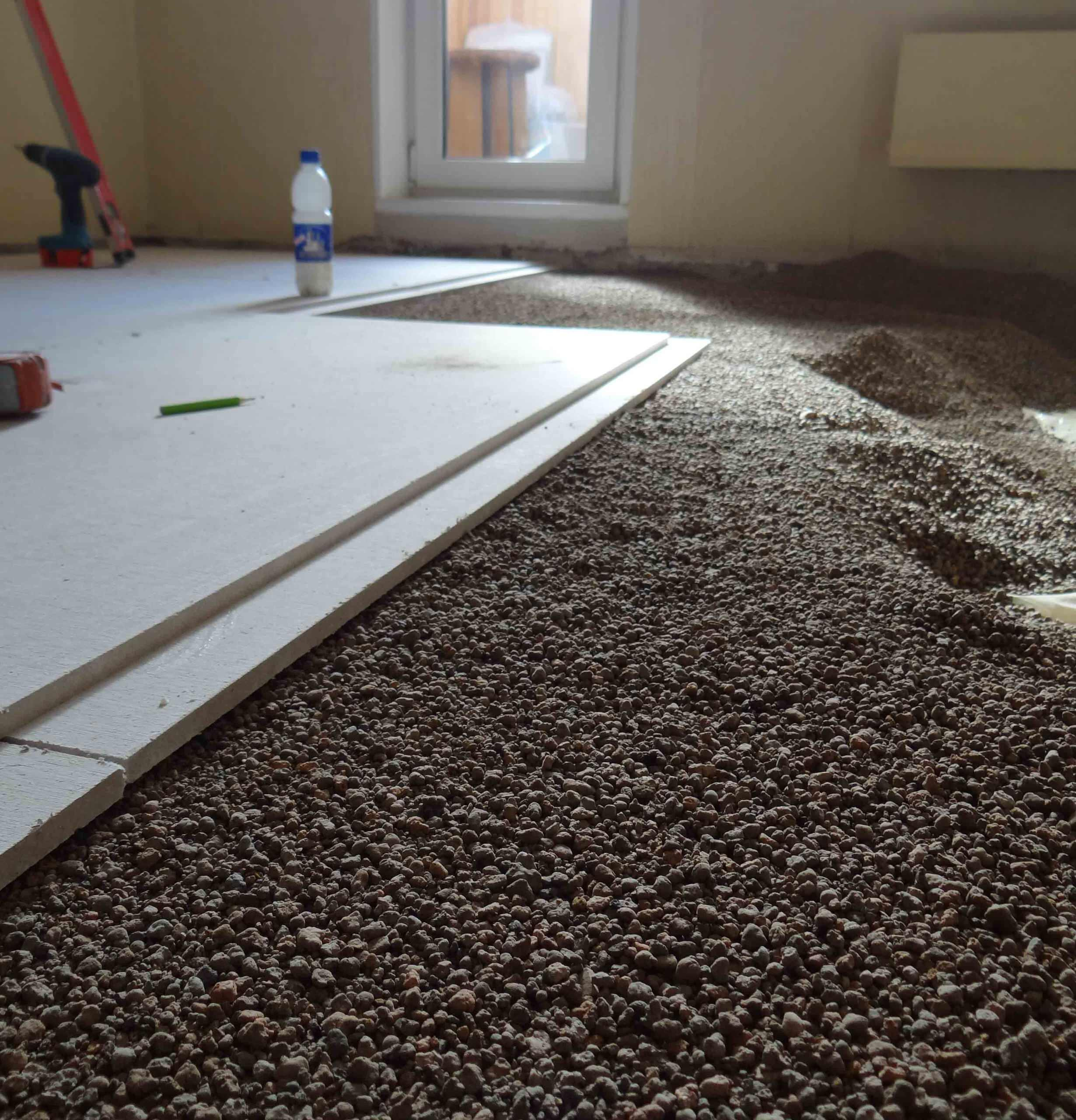 Виды стяжки: Какой способ выравнивания пола лучше