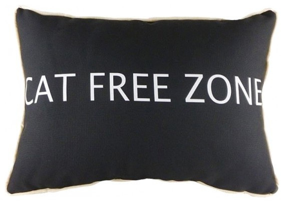 А шубу в шкаф: 5 способов пережить кошачью линьку