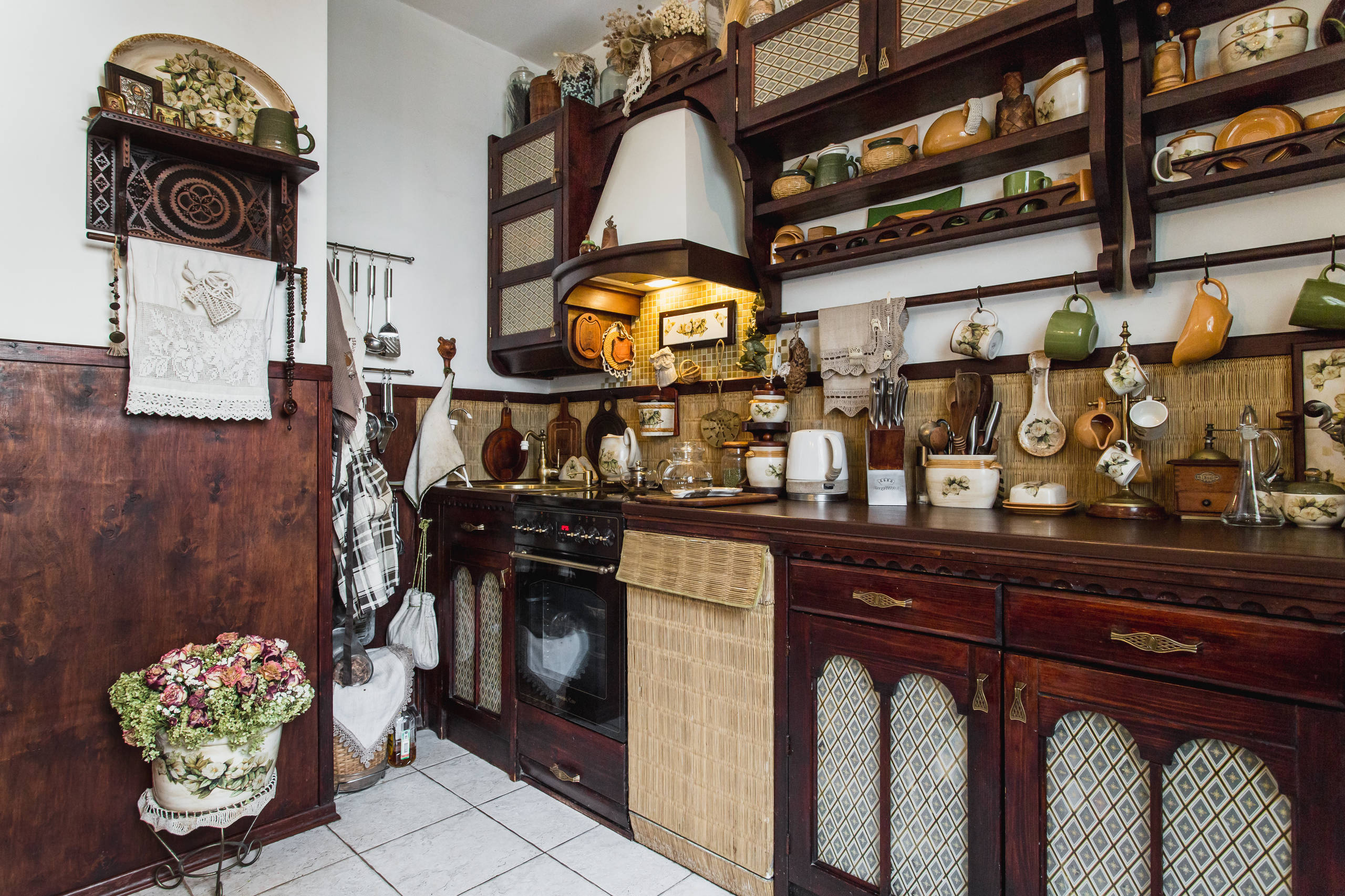 В гостях: Интерьер вне времени спустя 30 лет после ремонта