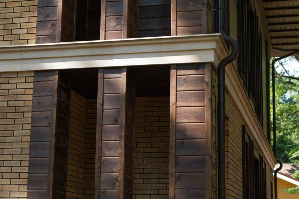 Вопрос: Чем обшить каркасный дом