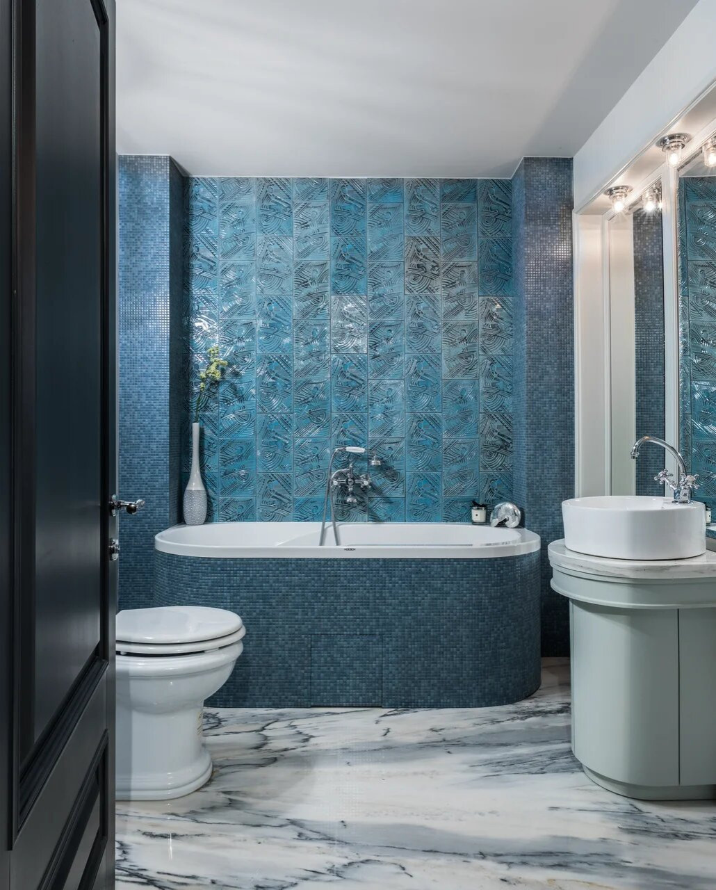 Houzz тур: Дом, в котором при перестройке подняли потолки