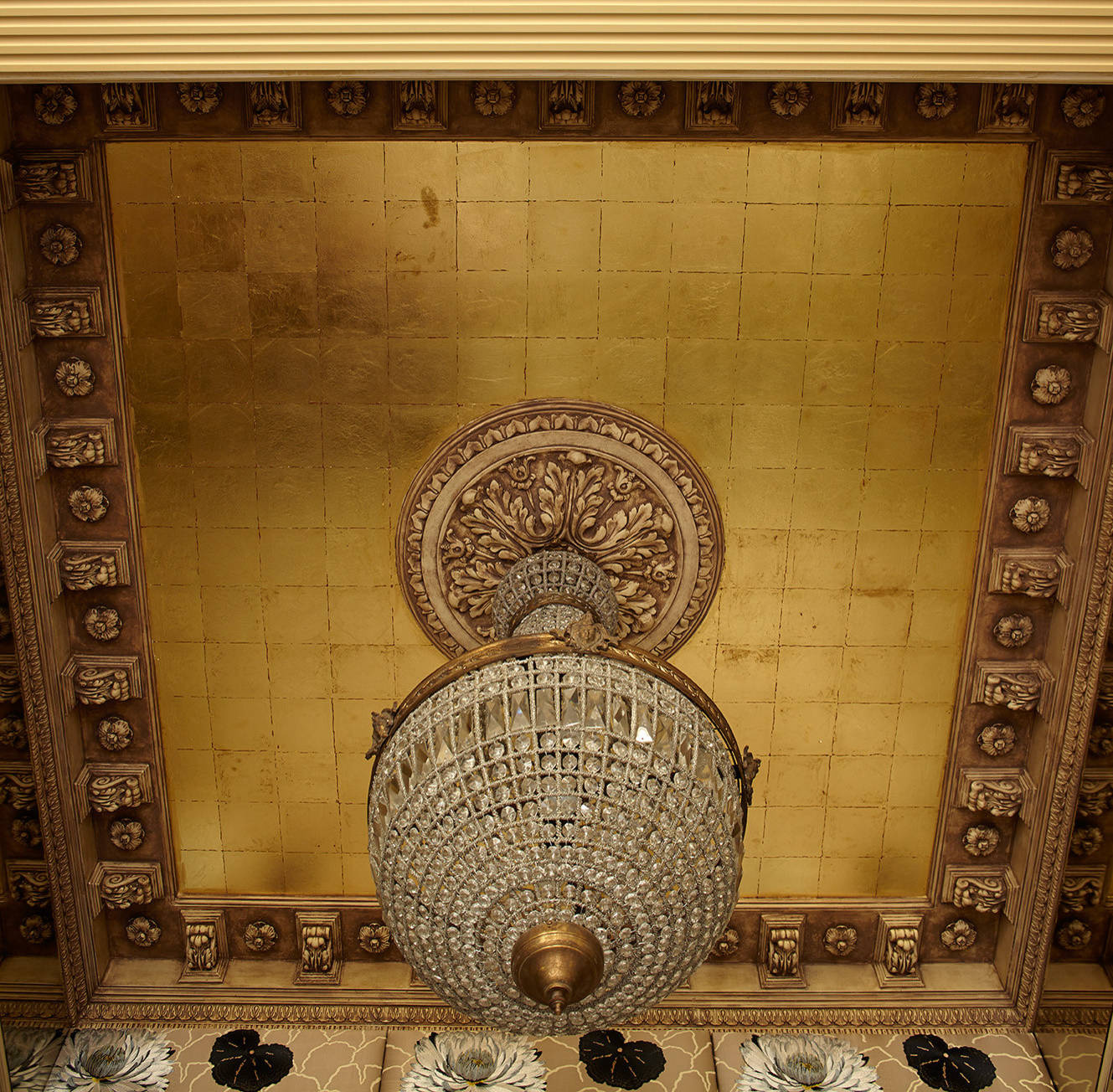 Фотоохота: 41 способ украсить интерьер... потолком