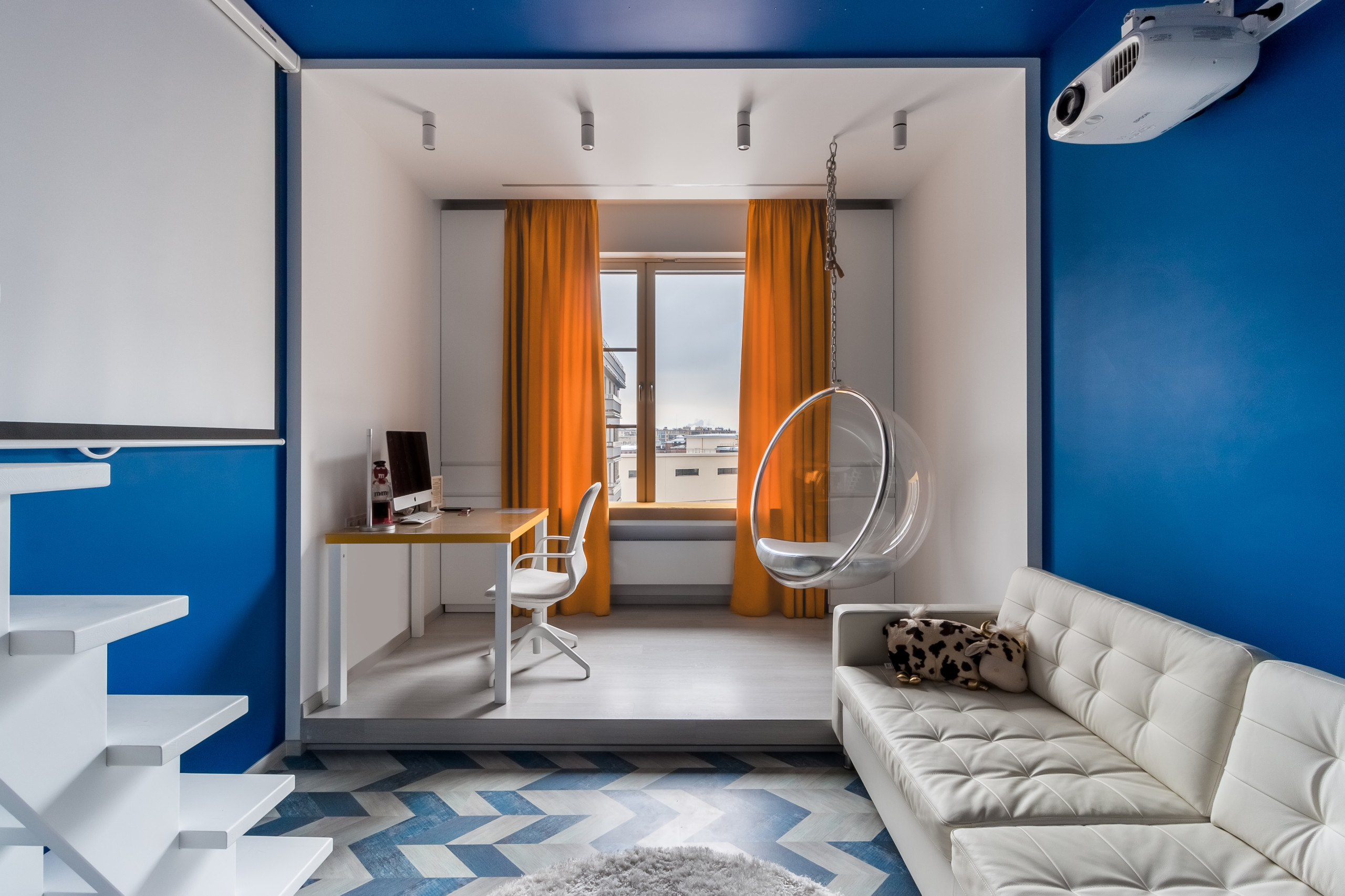 Houzz тур: Яркая квартира в Санкт-Петербурге