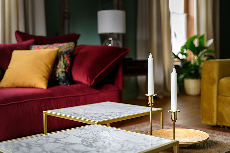 Проект недели: Пряничная гостиная с изразцовым камином