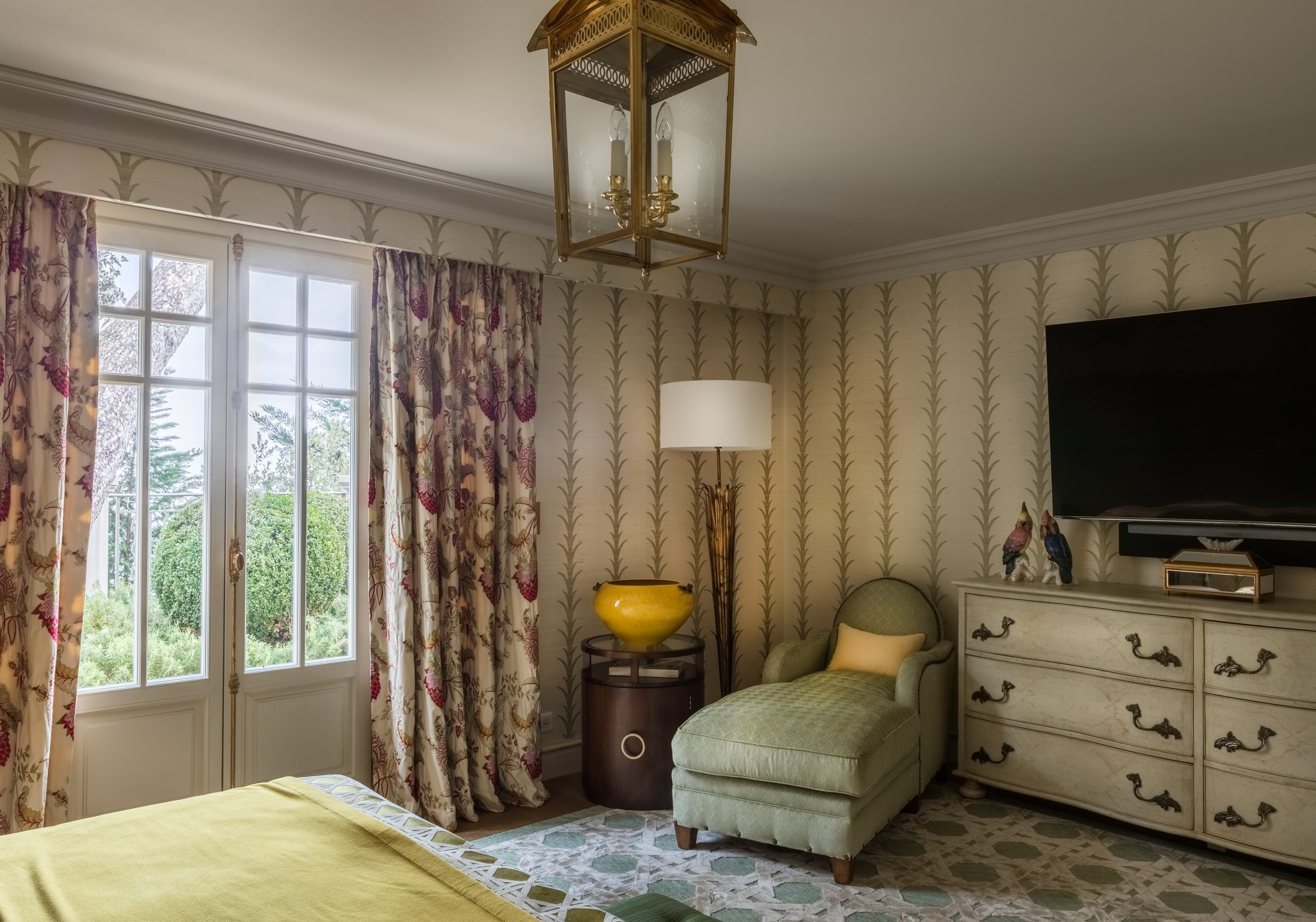 Houzz тур: Вилла в Кап-Ферра с атмосферой колониальной Франции