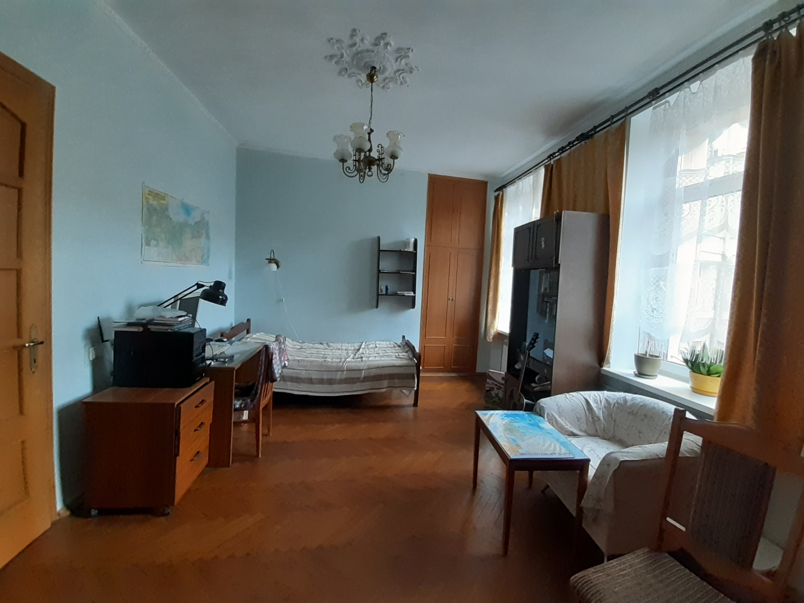 До и после: Интерьер в «сталинке» с оттенками серого и графита