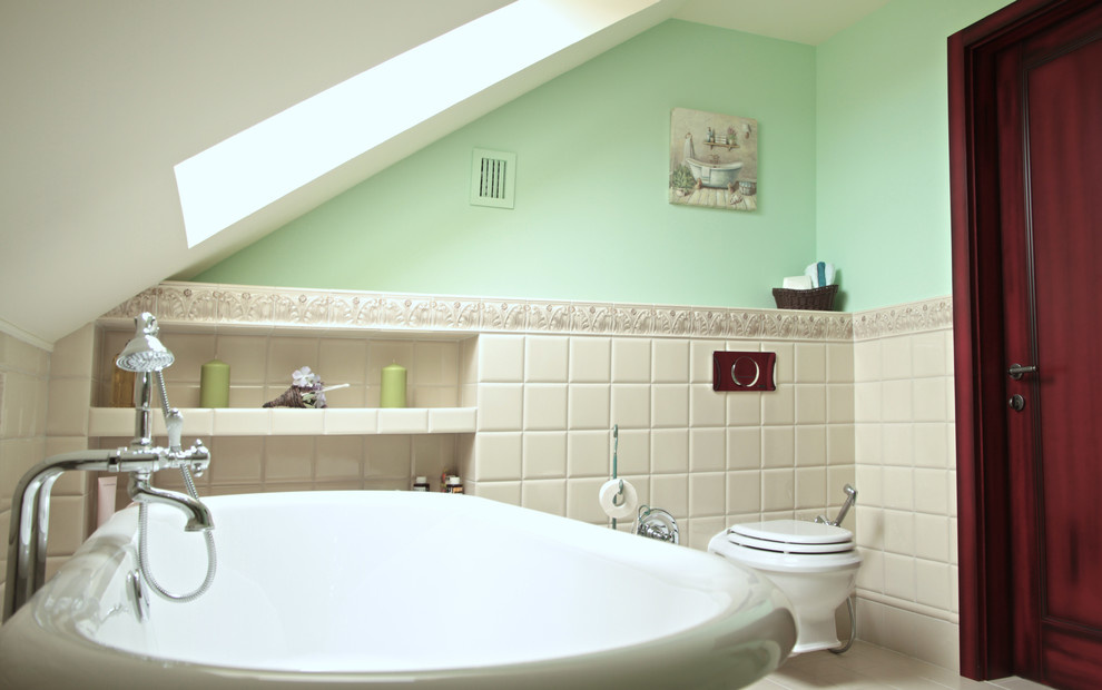 Houzz тур: Живописный дом у озера с качелями в холле