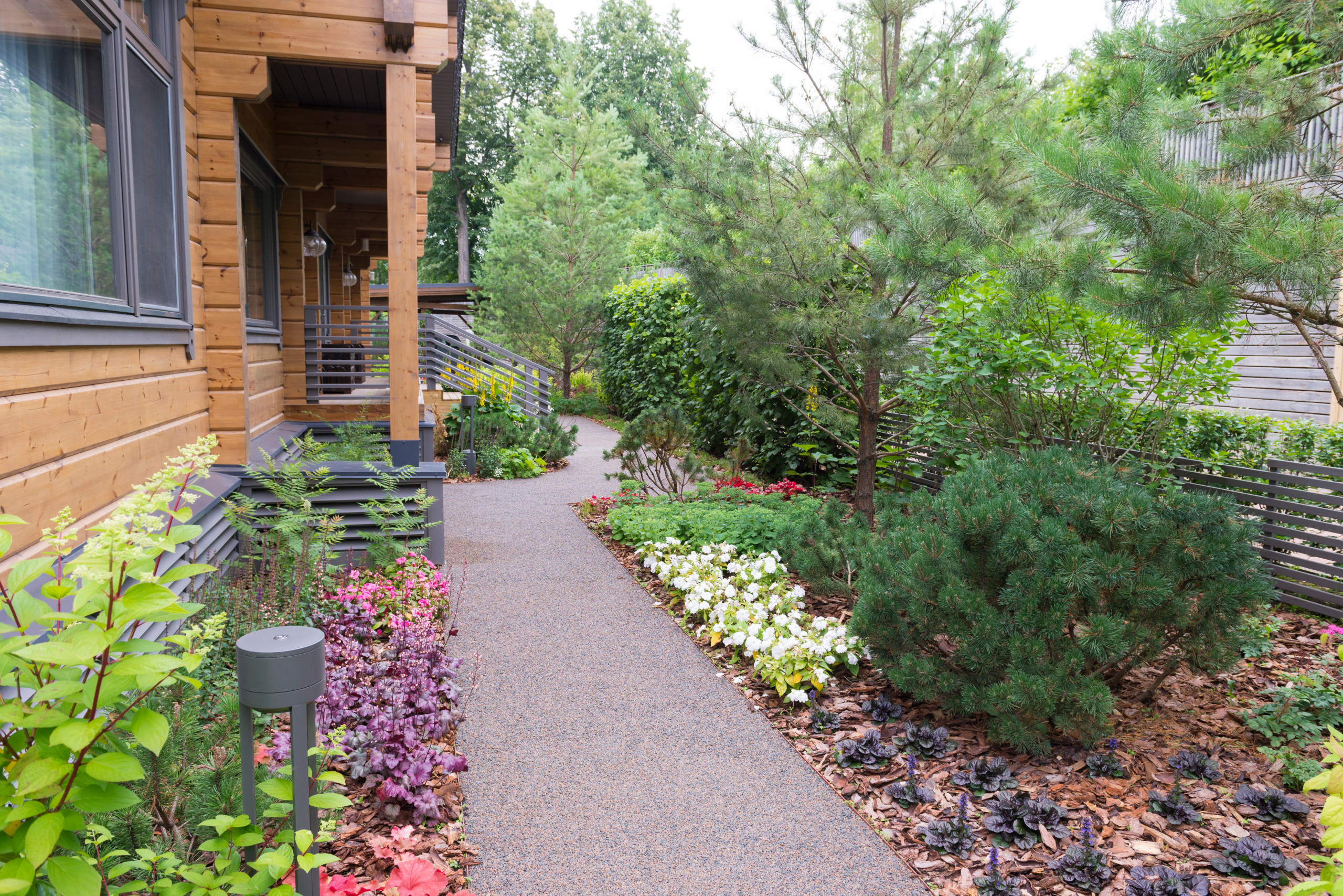 5 дизайн-решений для сада, от которых чаще всего отказываются